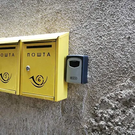 アパート Beloved Birch スコピエ